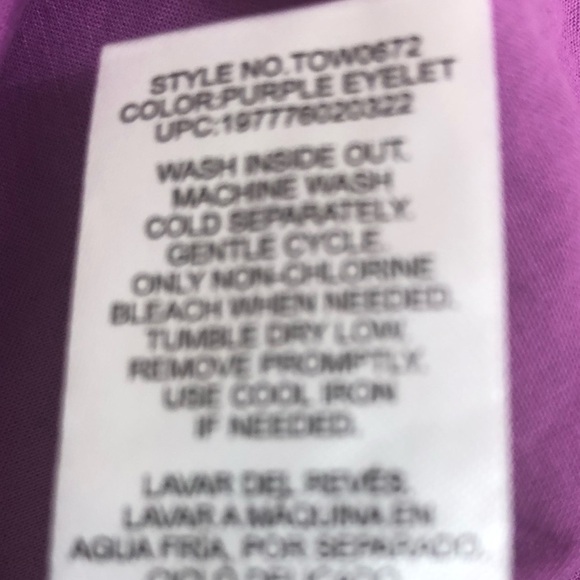 Draper James Women's Short Puff Sleeve Heidi V-Neck Top - Picture 9 of 9